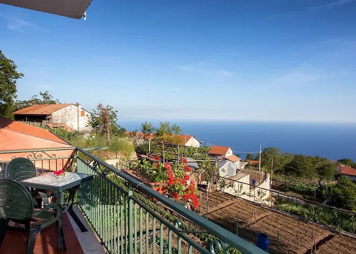 Bed & Breakfast Bb Santalucia Agerola